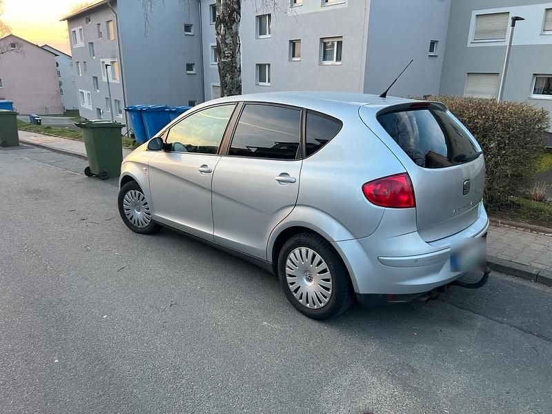 Gebraucht Seat Altea 150 PS (110 kW) 2008 Silber Kleinwagen