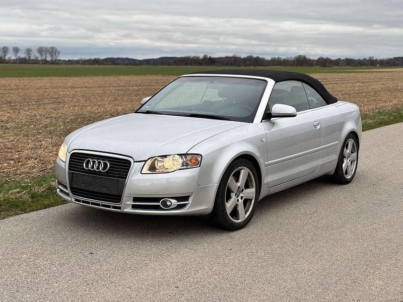 Gebraucht Audi A4 Cabriolet 163 PS (119 kW) 2006 Lichtsilber metallic Cabrio