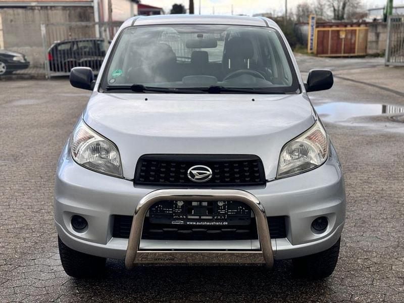 Gebraucht Daihatsu Terios 105 PS (77 kW) 2010 Grau SUV