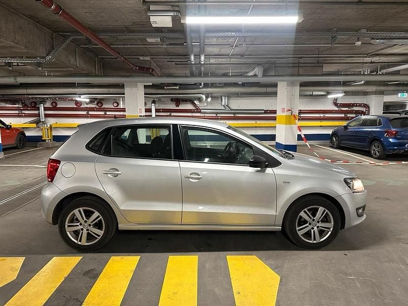 Gebraucht VW Polo Match 90 PS (66 kW) 2013 Silber Kleinwagen