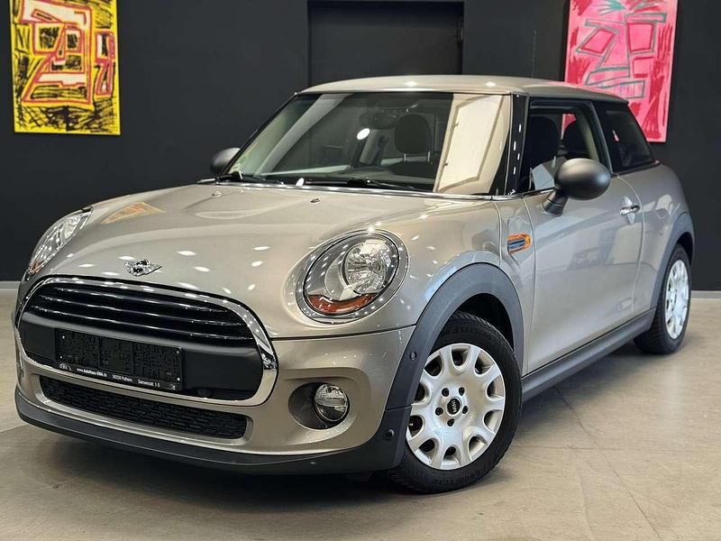 Melting silver Gebraucht 2017 Mini ONE Kleinwagen | 12.950 € - Bild 1/4