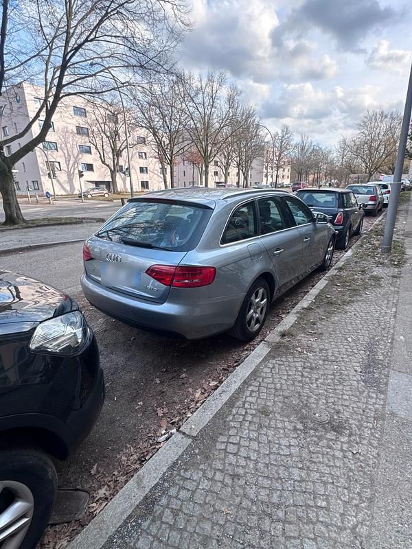 Gebraucht Audi A4 140 PS (102 kW) 2010 Silber Kombi