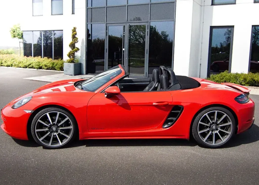 Gebraucht Porsche 718 Boxster 299 PS (219 kW) 2017 Rot Cabrio