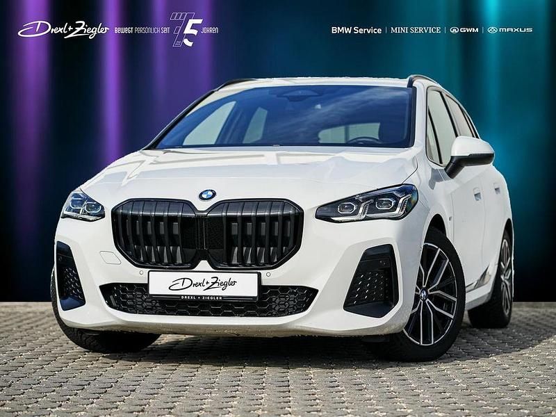 Alpinweiss uni Gebraucht 2025 BMW 220 Active Tourer M Sport Van / Kleinbus | 30.990 € (Guter Preis) - Bild 1/4