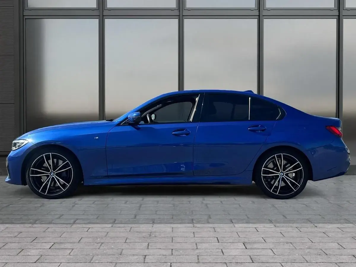 Gebraucht BMW 320 M Sport 184 PS (135 kW) 2020 Blau metallic