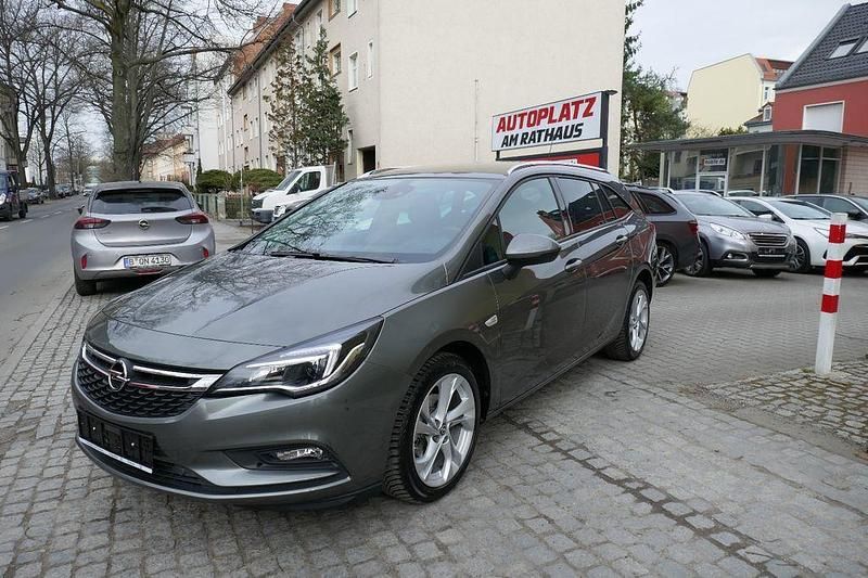 Gebraucht Opel Astra Dynamic 105 PS (77 kW) 2018 Grau Kombi
