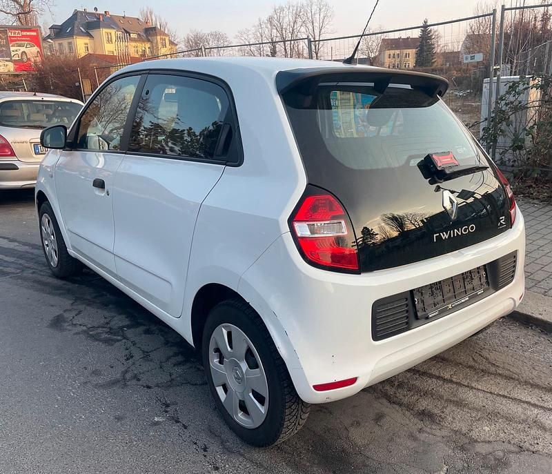 Gebraucht Renault Twingo 69 PS (50 kW) 2016 Weiß Kleinwagen