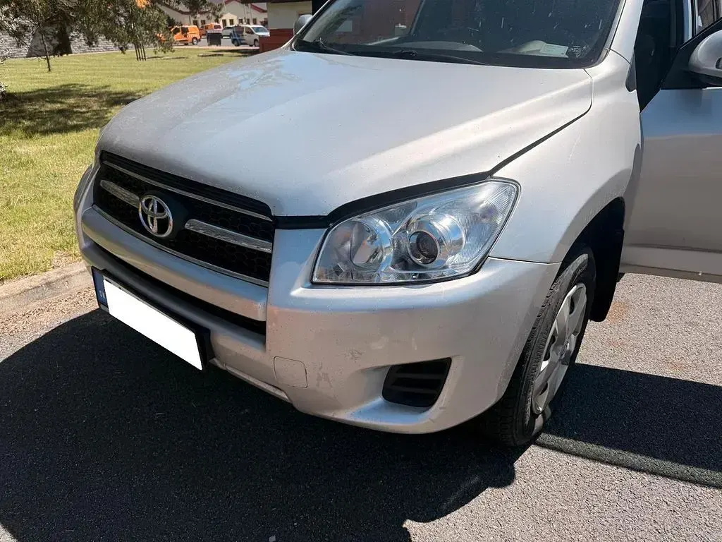 Gebraucht Toyota RAV4 152 PS (111 kW) 2009 Silber SUV