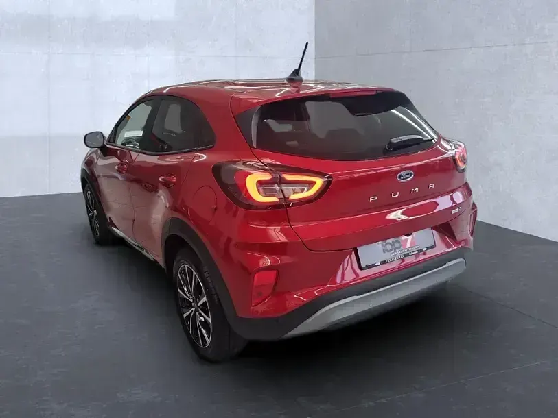 Gebraucht Ford Puma Titanium 125 PS (91 kW) 2022 Rot SUV