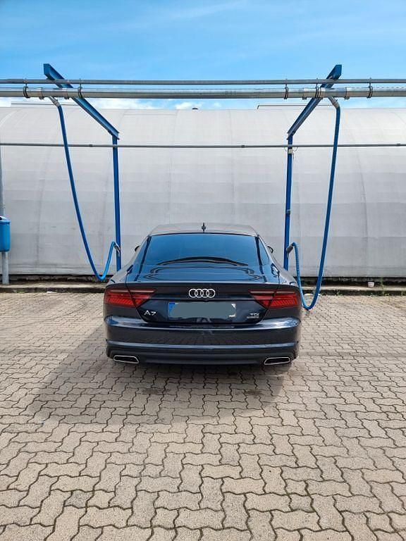 Gebraucht Audi A7 Sportback Ambiente 272 PS (200 kW) 2015 Blau Kleinwagen