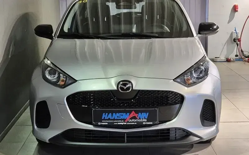 Neu Mazda 2 Center-Line 116 PS (85 kW) 2025 Silber Limousine
