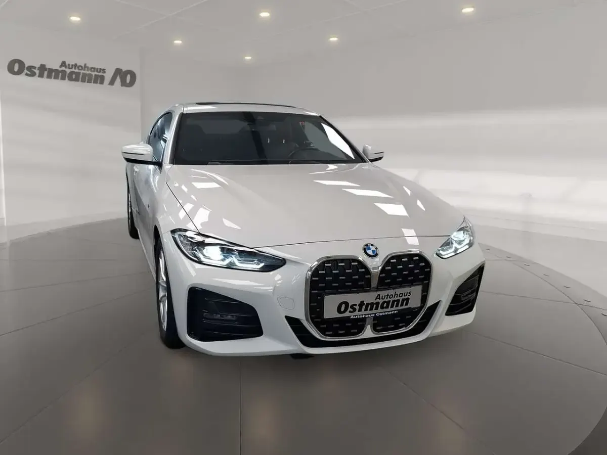 Gebraucht BMW 420 Coupé M Sport 184 PS (135 kW) 2023 Alpinweiss iii Coupé