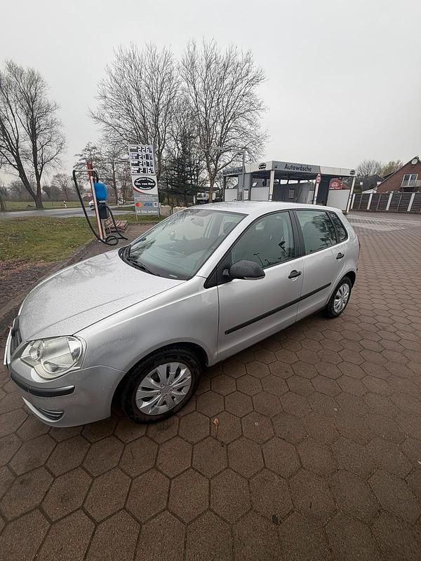 Gebraucht VW Polo 55 PS (40 kW) 2005 Grau Kleinwagen