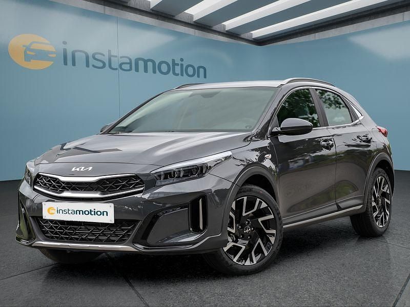 Neu Kia XCeed 140 PS (102 kW) 2025 Silber SUV
