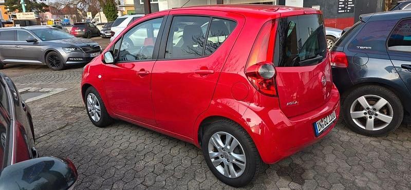 Gebraucht Opel Agila Edition 94 PS (69 kW) 2013 Kleinwagen