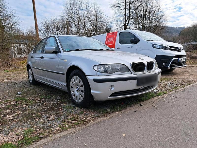 Gebraucht BMW 316 116 PS (85 kW) 2004 Limousine