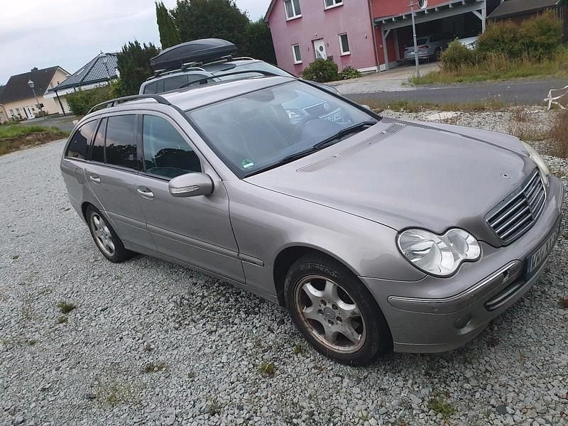 Gebraucht 2006 Mercedes C180 Kombi | 3.000 € (Fairer Preis) - Bild 1/4