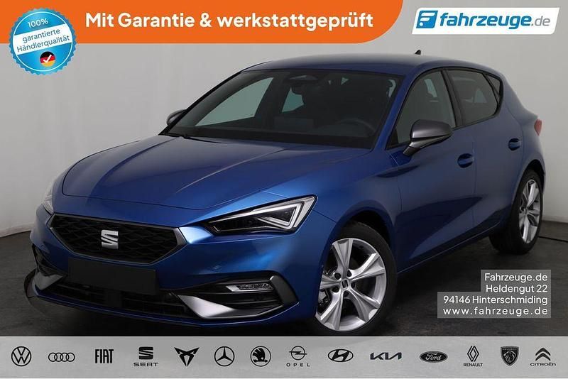 Blau Neu 2025 Seat Leon FR Limousine | 29.490 € (Fairer Preis) - Bild 1/4
