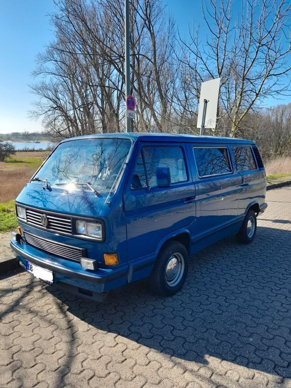 Blau Gebraucht 1987 VW T3 Van | 22.500 € - Bild 1/4