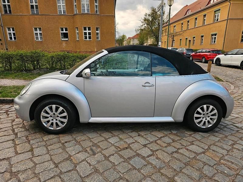 Usata VW Golf 75 CV (55 kW) 2004 Argento Cabrio