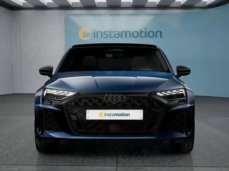 Neu Audi RS3 400 PS (294 kW) 2026 Blau Limousine