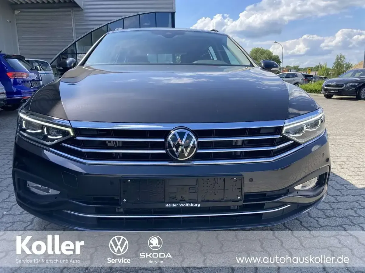 Gebraucht VW Passat 200 PS (147 kW) 2023 Mangangrau Kombi