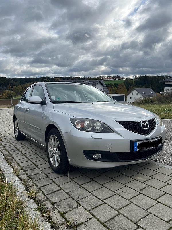 Silber Gebraucht 2008 Mazda 3 Limousine | 3.200 € (Fairer Preis) - Bild 1/4