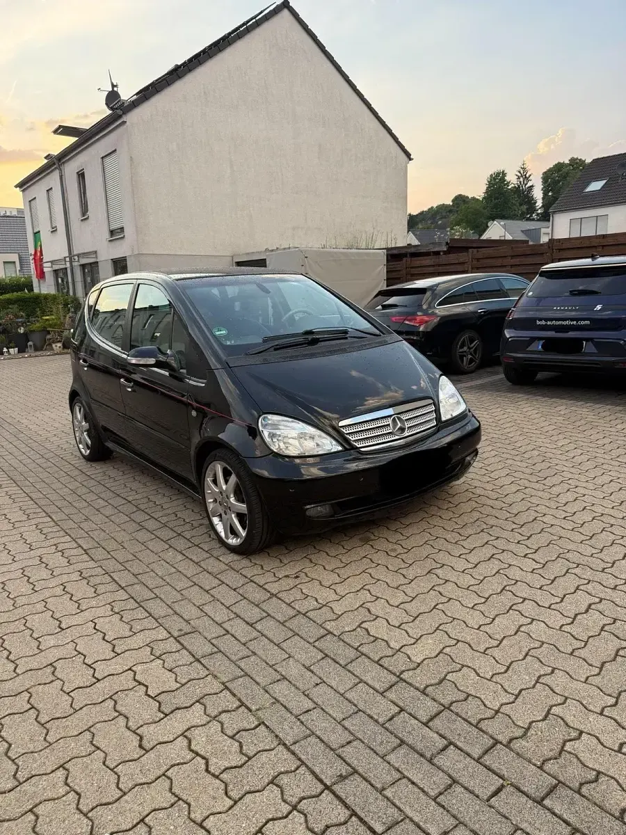 Gebraucht Mercedes A210 140 PS (102 kW) 2002 Schwarz Kleinwagen