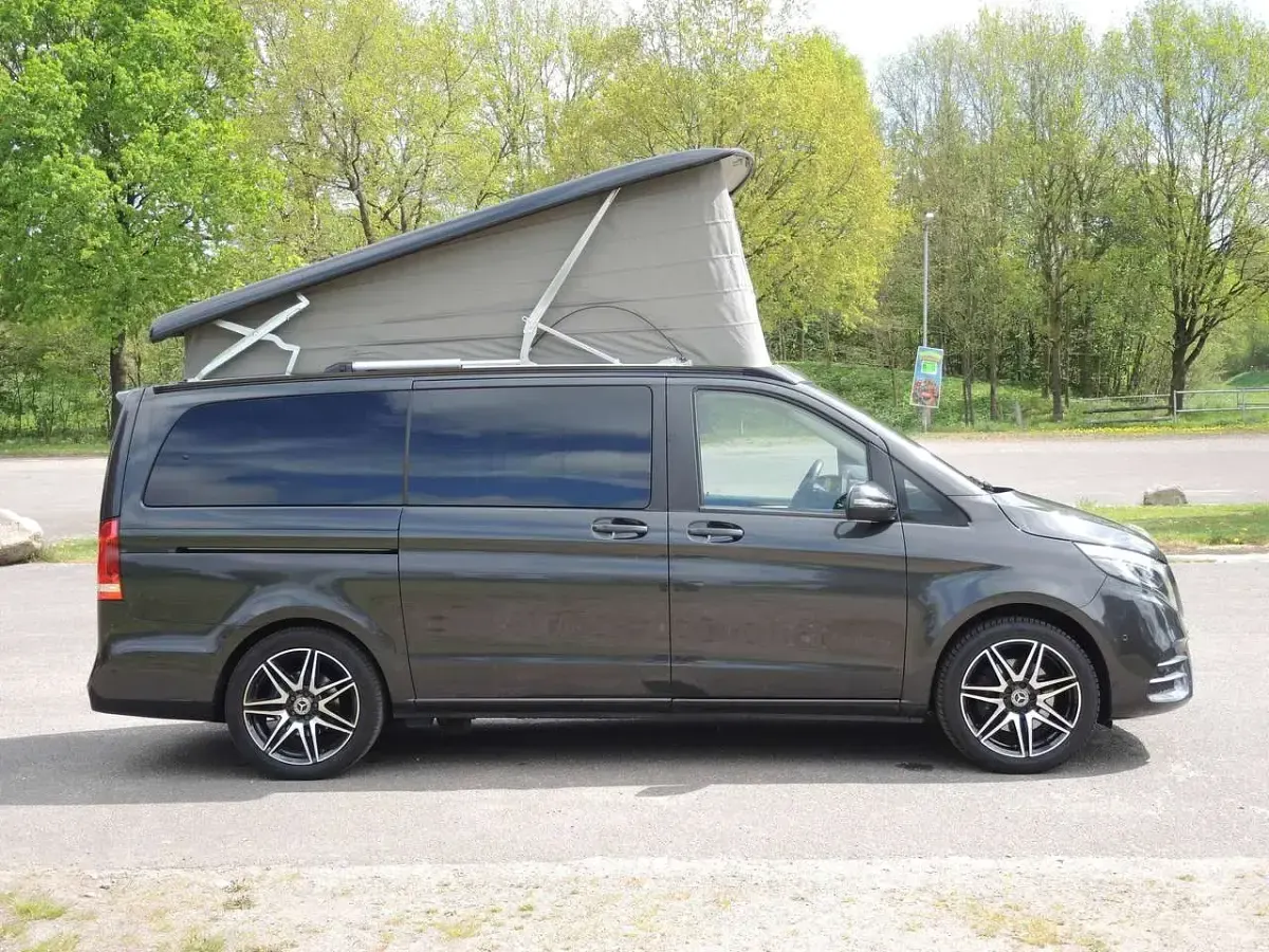 Gebraucht Mercedes V300 Marco Polo 237 PS (174 kW) 2022 Schwarz Van / Kleinbus