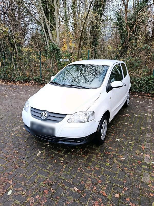 Weiß Gebraucht 2008 VW Fox Kleinwagen | 600 € (Superpreis) - Bild 1/4