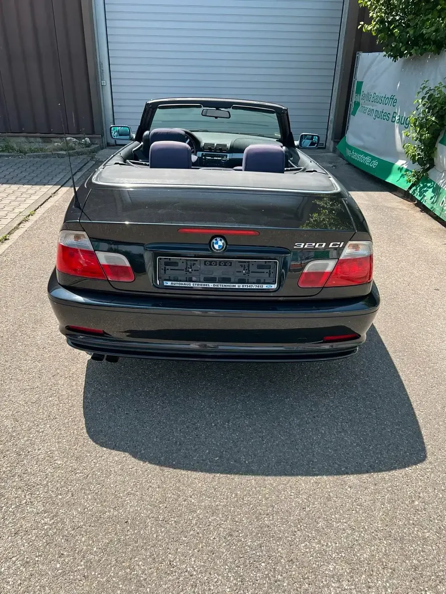 Gebraucht BMW 320 Cabriolet 170 PS (125 kW) 2001 Schwarz Cabrio
