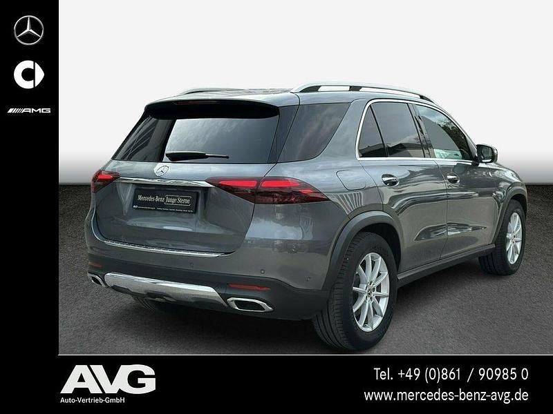 Gebraucht Mercedes GLE300 269 PS (197 kW) 2025 Grau SUV