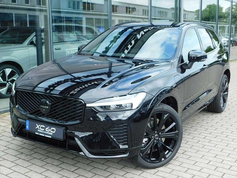 Onyx black metallic Neu 2025 Volvo XC60 Plus SUV | 68.900 € - Bild 1/4