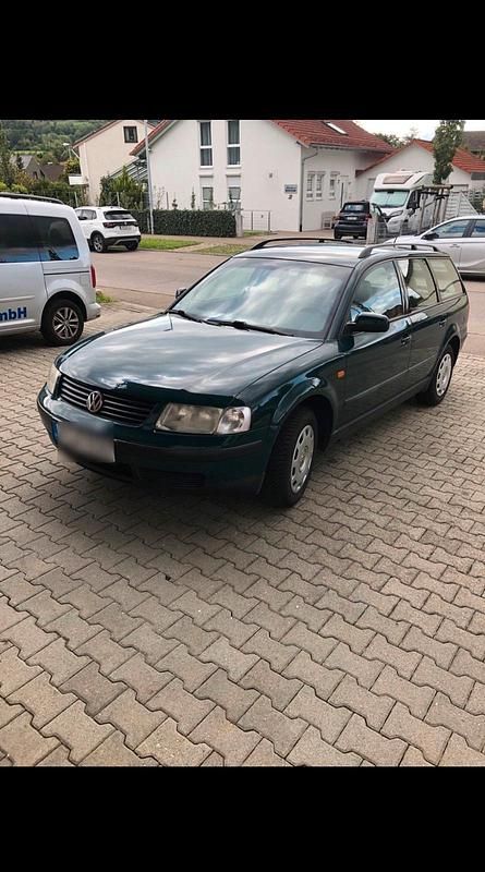 Gebraucht 1997 VW Passat Kombi | 1.400 € (Fairer Preis) - Bild 1/4