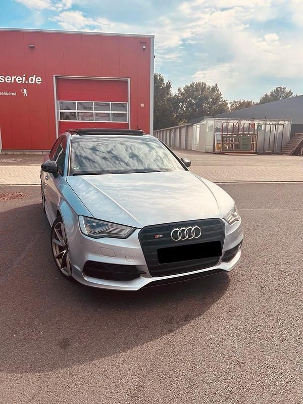 Gebraucht Audi S3 Basis 300 PS (220 kW) 2016 Silber Limousine