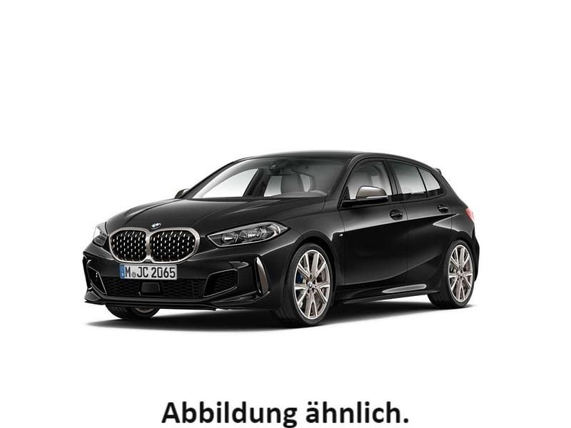 Black sapphire metallic Gebraucht 2022 BMW 135 Kleinwagen | 34.900 € (Fairer Preis) - Bild 1/4