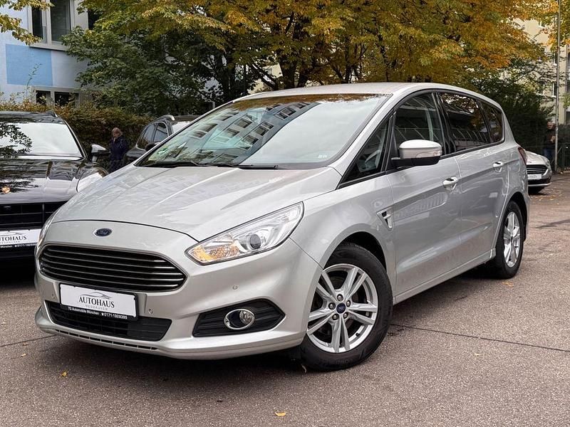 Silber Gebraucht 2019 Ford S-MAX S Van / Kleinbus | 12.740 € (Fairer Preis) - Bild 1/4