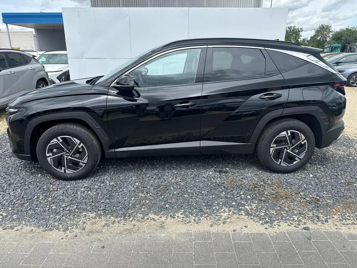 Neu Hyundai Tucson Trend 150 PS (110 kW) 2026 Abyss black a2b SUV