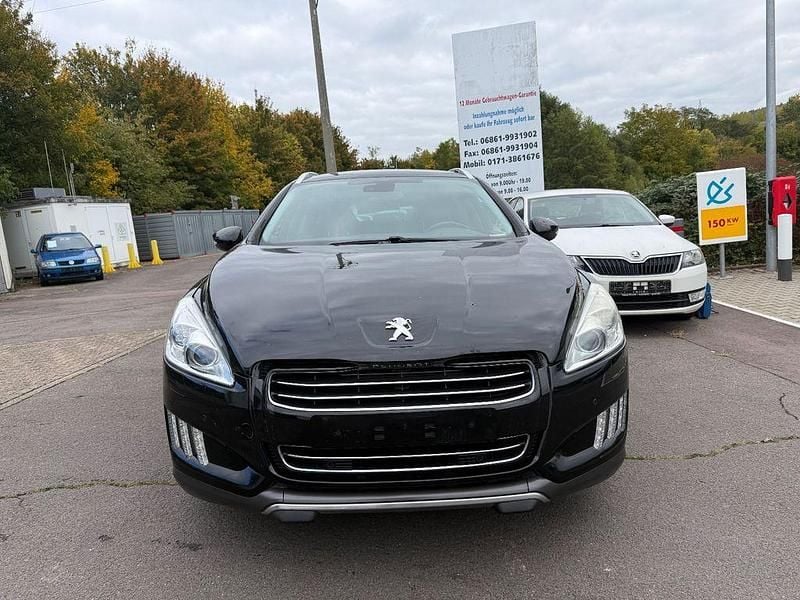 Schwarz Gebraucht 2012 Peugeot 508 Kombi | 3.890 € (Superpreis) - Bild 1/4