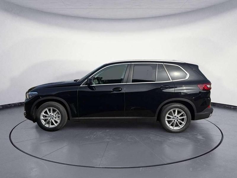 Gebraucht BMW X5 Performance 286 PS (210 kW) 2023 Schwarz SUV