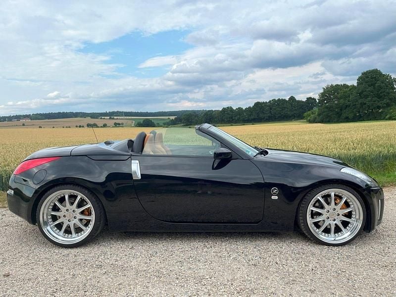 Schwarz Gebraucht 2008 Nissan 350Z Cabrio | 25.000 € (Teuer) - Bild 1/4