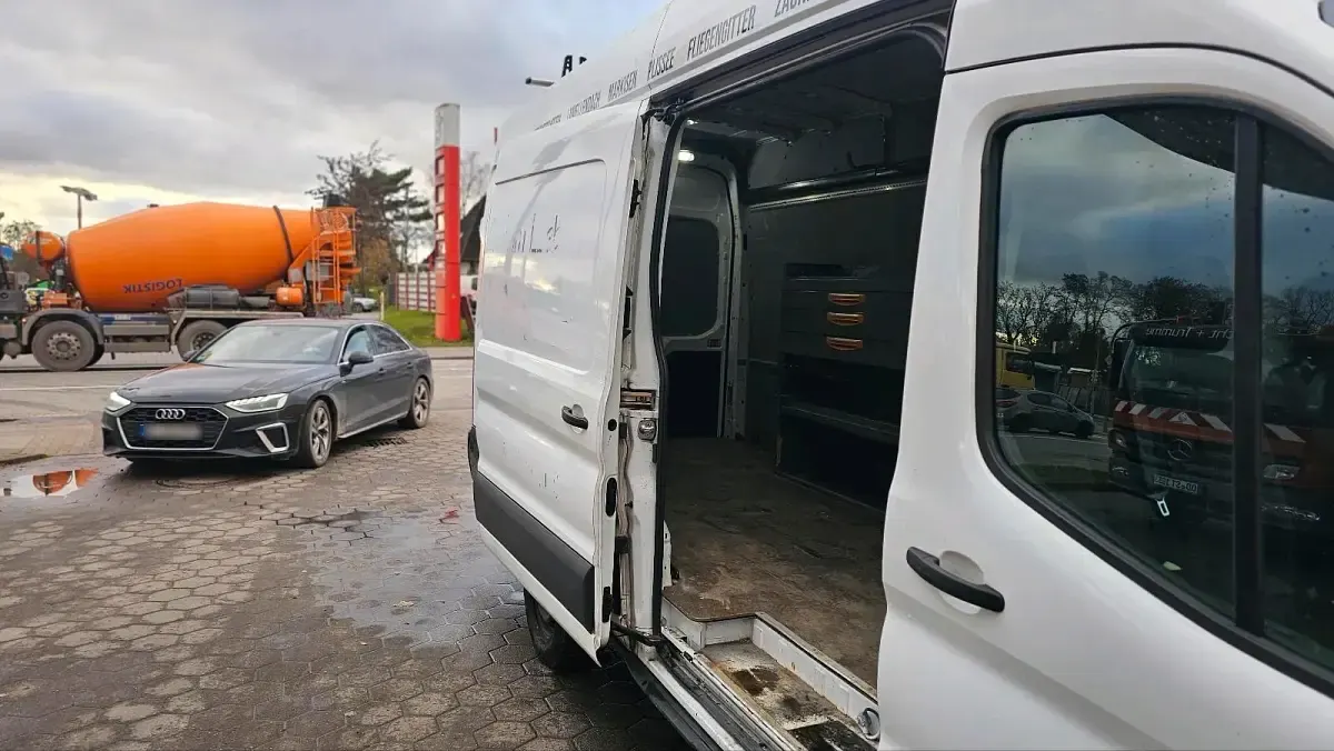 Gebraucht Ford Transit 131 PS (96 kW) 2019 Weiß Van