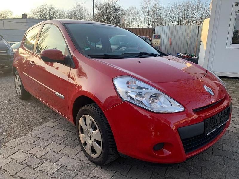 Gebraucht Renault Clio III 75 PS (55 kW) 2014 Rot