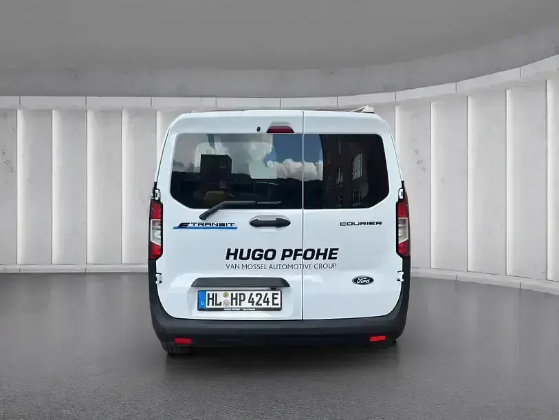 Occasion Ford Transit Trend 99 kW (135 ch) 2025 Blanc Berline