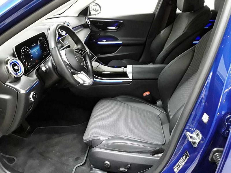 Gebraucht Mercedes C300e Avantgarde 204 PS (150 kW) 2023 Spektralblau metallic Kombi