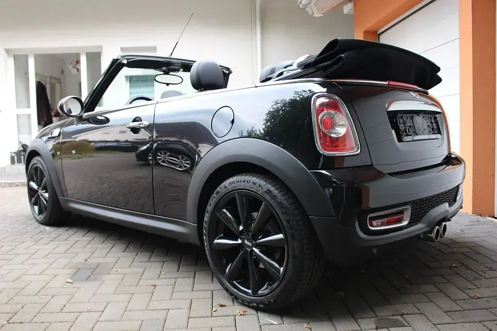 Gebraucht Mini Cooper S Cabriolet 184 PS (135 kW) 2012 Schwarz Cabrio