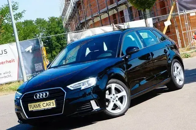 Gebraucht Audi A3 Sport 150 PS (110 kW) 2019 Schwarz Limousine