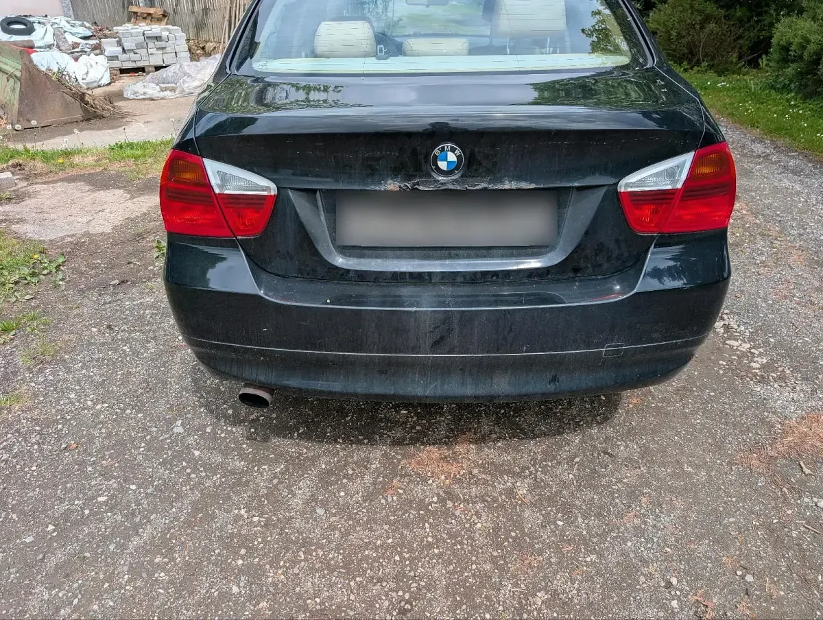 Gebraucht BMW 320 150 PS (110 kW) 2005 Schwarz Limousine