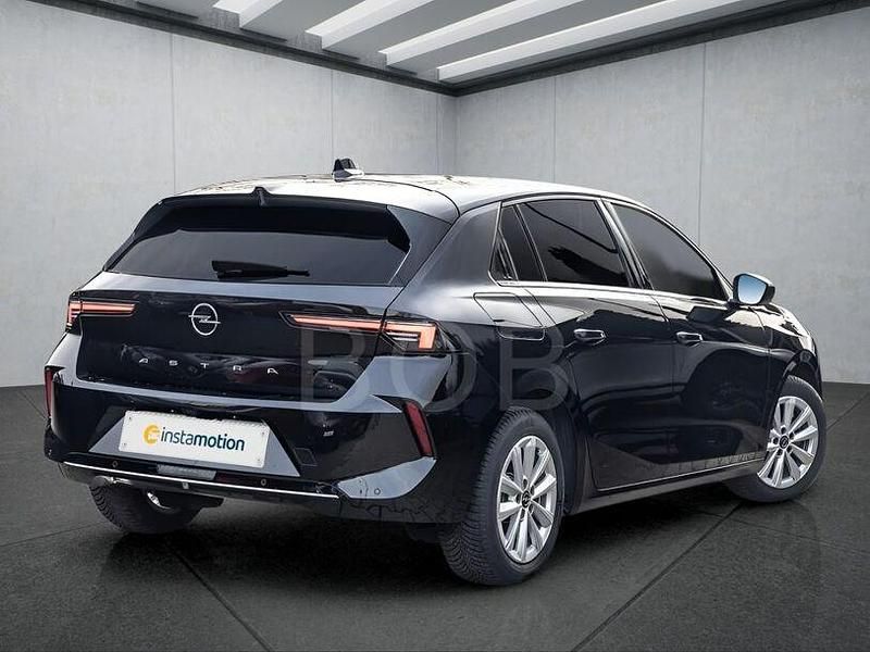 Gebraucht Opel Astra 131 PS (96 kW) 2023 Schwarz Limousine