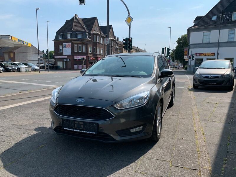 Gebraucht 2017 Ford C-MAX Titanium Van / Kleinbus | 8.790 € (Guter Preis) - Bild 1/4